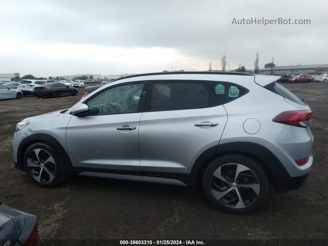 2018 Hyundai Tucson Limited Серебряный vin: KM8J33A28JU786875