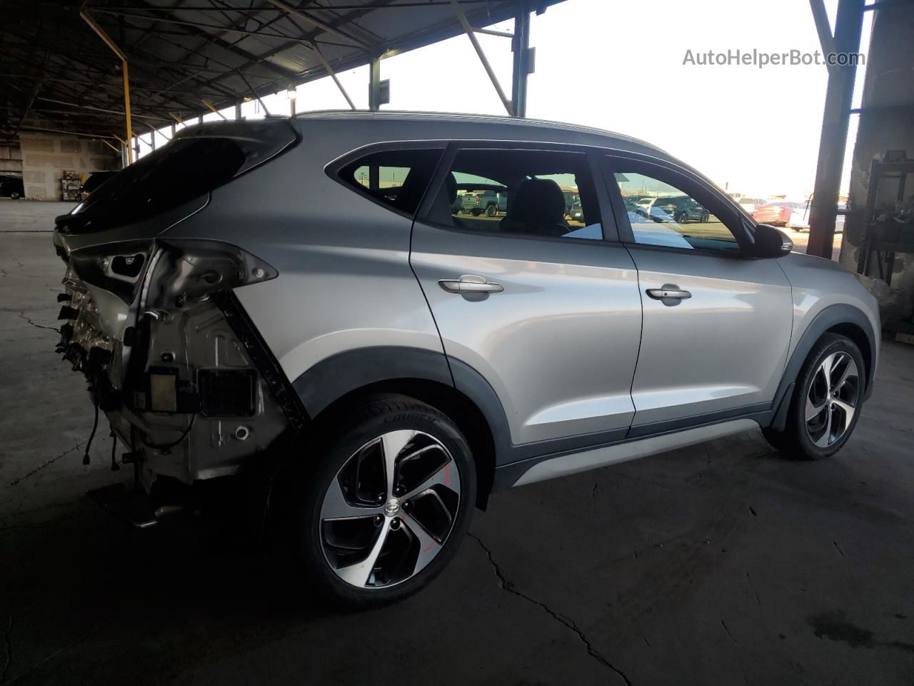 2017 Hyundai Tucson Limited Silver vin: KM8J33A2XHU390473