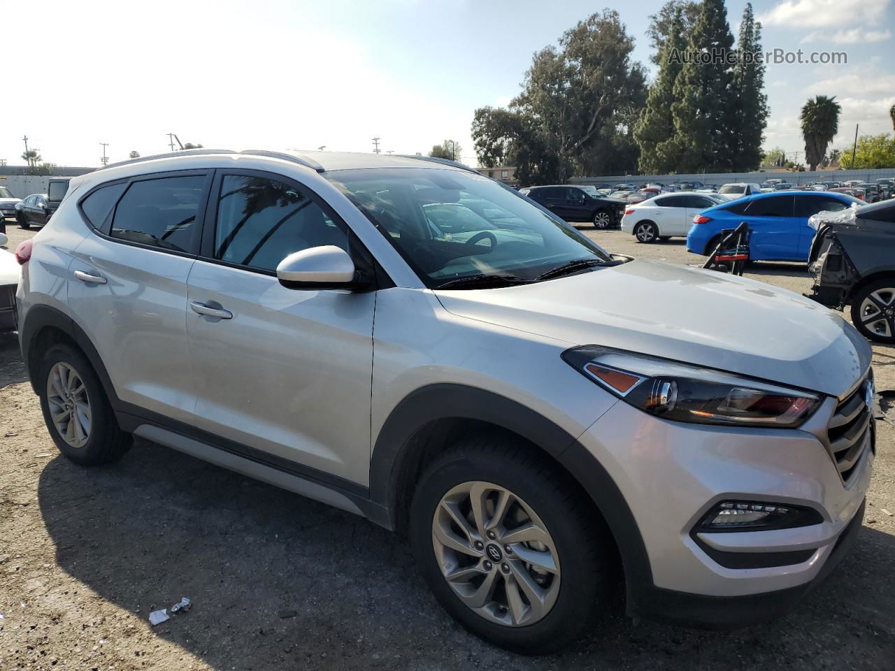 2017 Hyundai Tucson Limited Серебряный vin: KM8J33A41HU464851