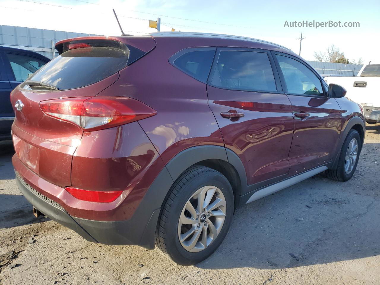 2017 Hyundai Tucson Limited Темно-бордовый vin: KM8J33A42HU485398