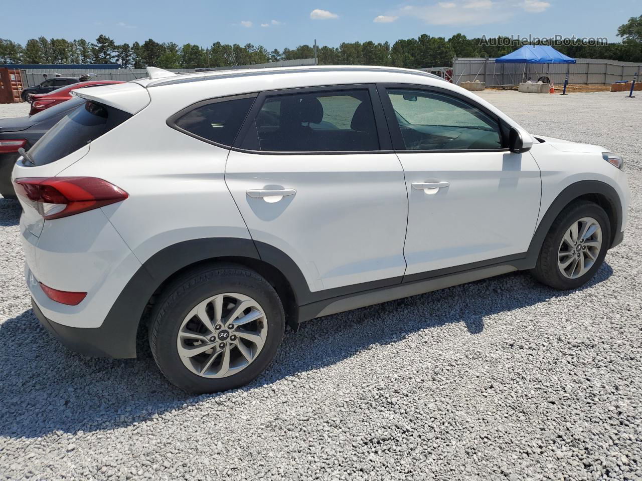 2018 Hyundai Tucson Sel White vin: KM8J33A44JU630589