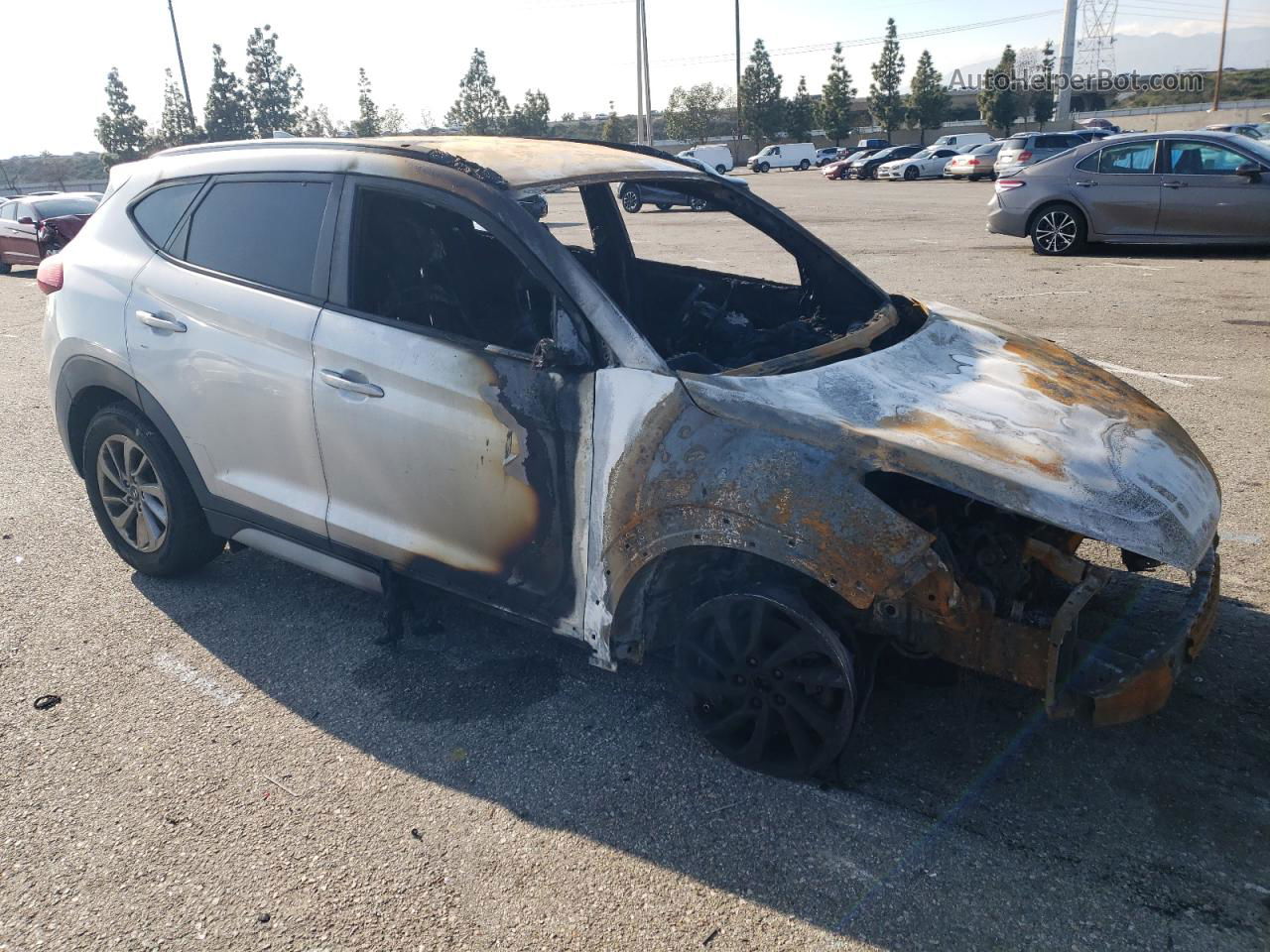 2018 Hyundai Tucson Sel Пожар vin: KM8J33A44JU678271