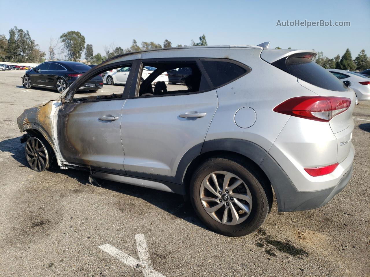 2018 Hyundai Tucson Sel Burn vin: KM8J33A44JU678271