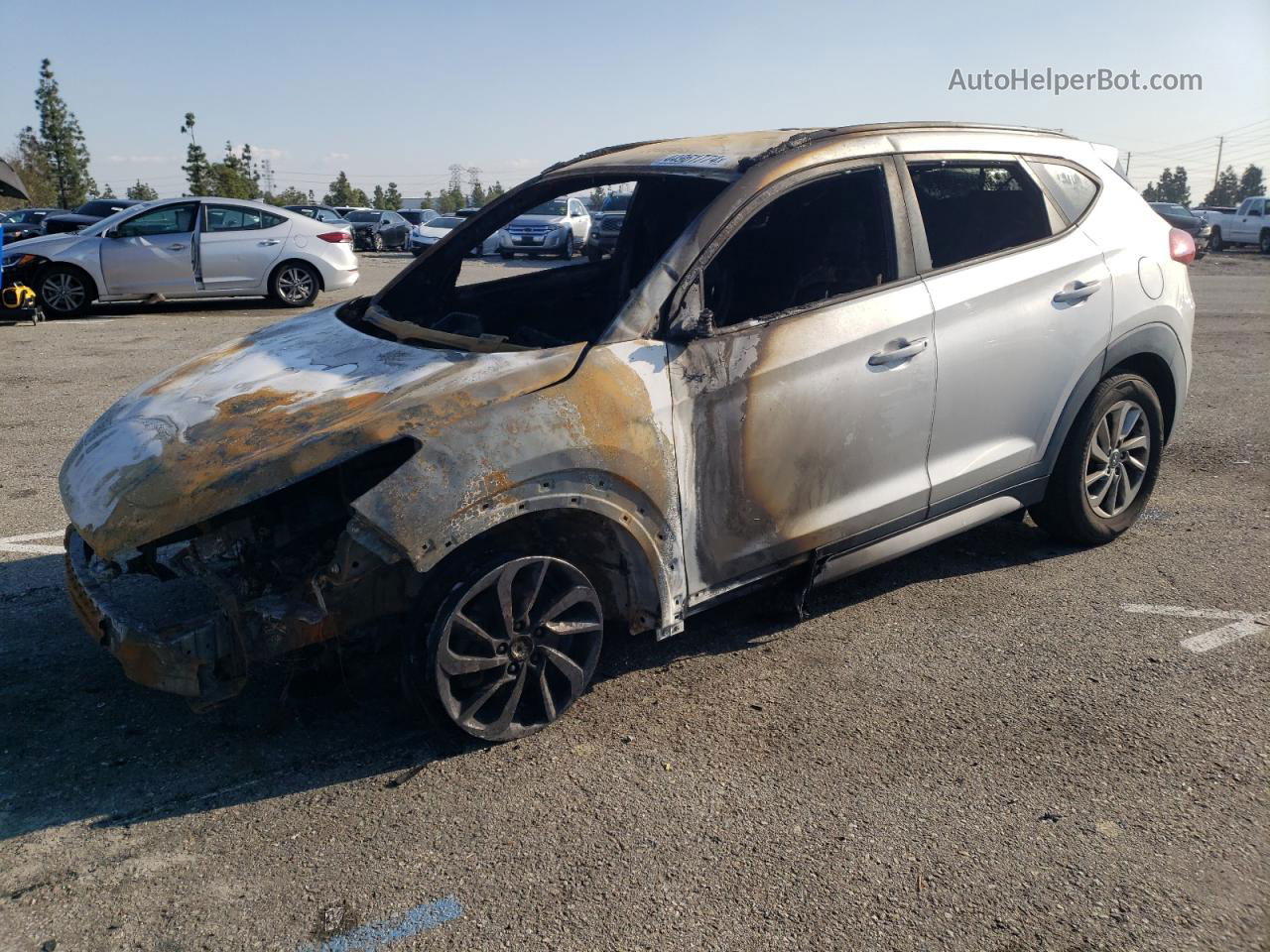 2018 Hyundai Tucson Sel Burn vin: KM8J33A44JU678271