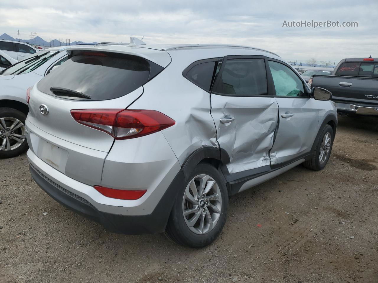 2018 Hyundai Tucson Sel Silver vin: KM8J33A44JU712645