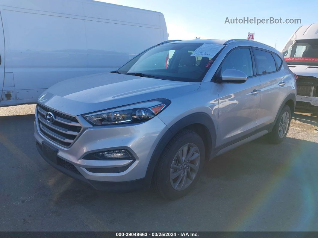 2017 Hyundai Tucson Se Gray vin: KM8J33A45HU592722