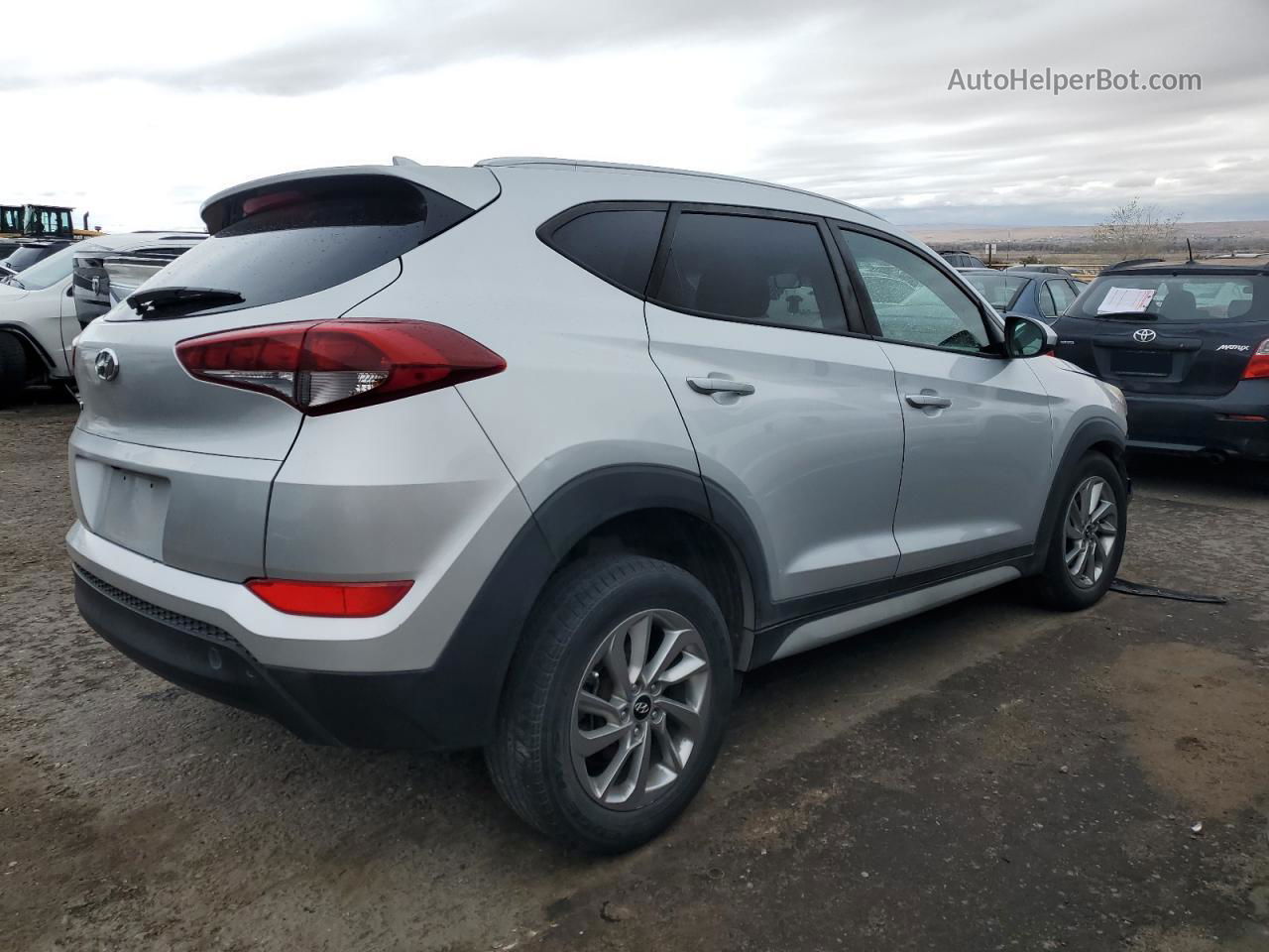 2018 Hyundai Tucson Sel Silver vin: KM8J33A46JU607749