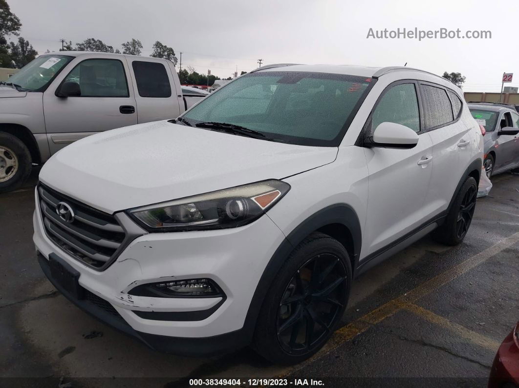 2017 Hyundai Tucson Se White vin: KM8J33A47HU269904