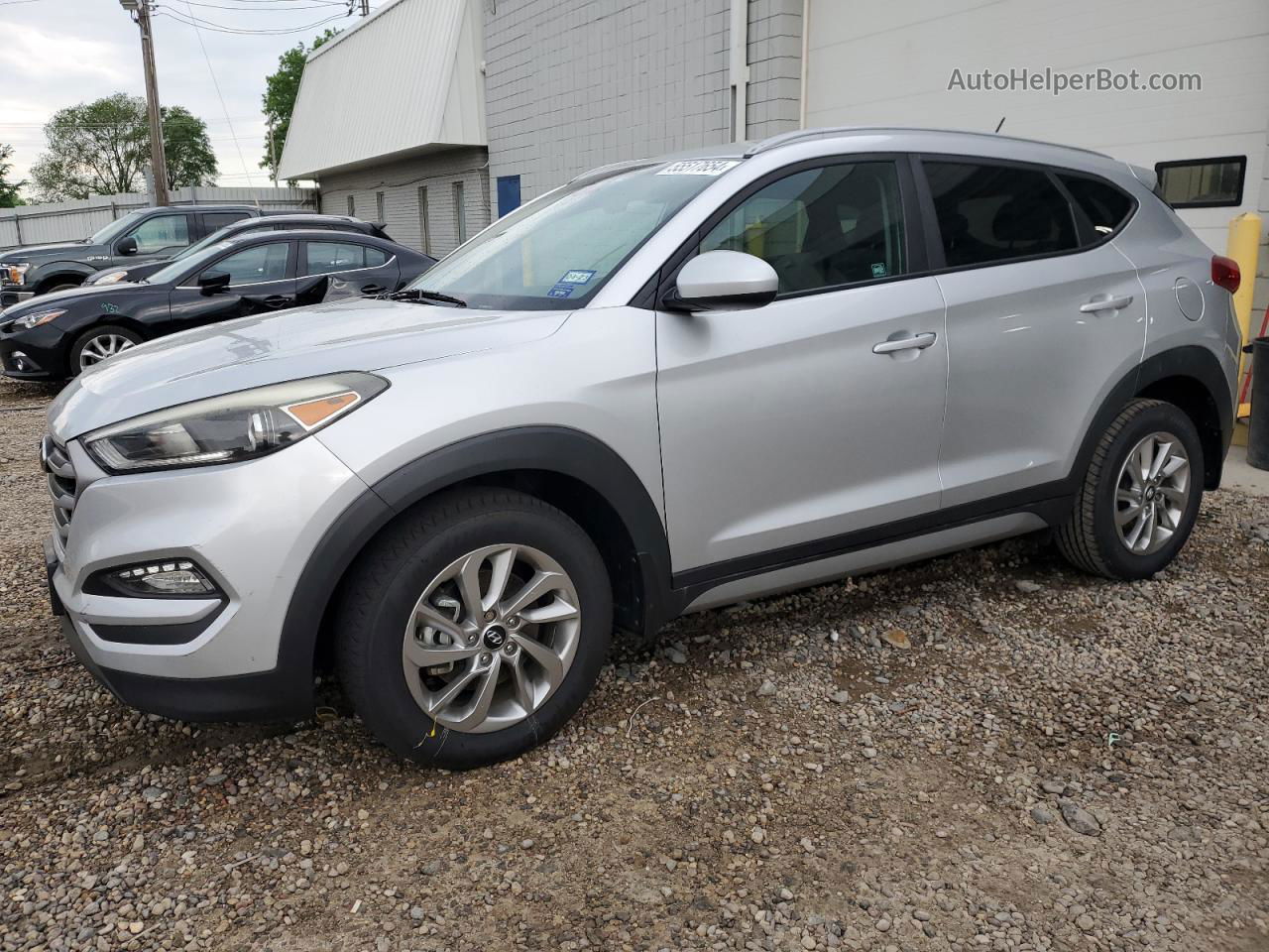 2017 Hyundai Tucson Limited Silver vin: KM8J33A48HU320455