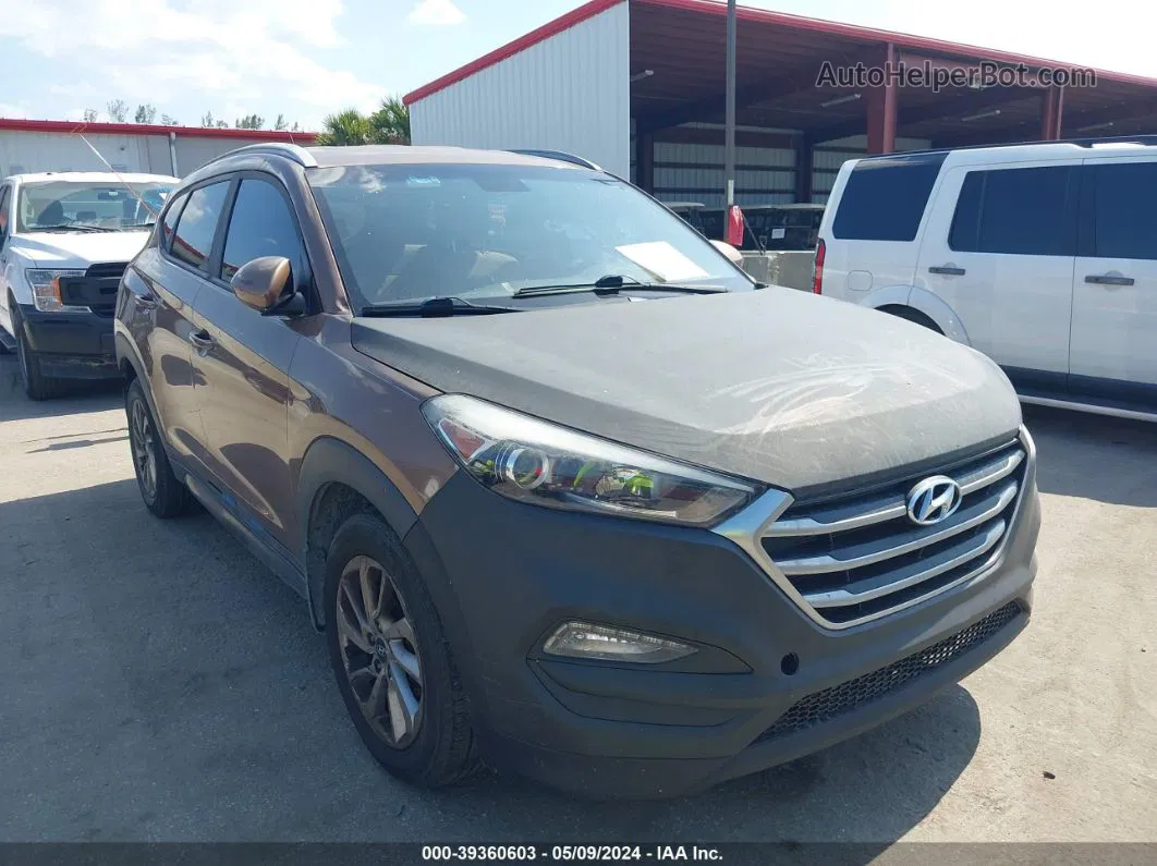 2016 Hyundai Tucson Se Коричневый vin: KM8J33A49GU157619