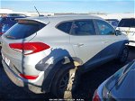 2017 Hyundai Tucson Se Серебряный vin: KM8J33A49HU443925
