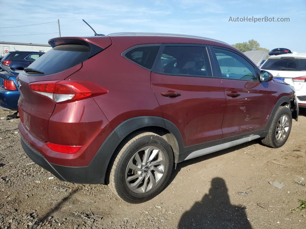 2017 Hyundai Tucson Limited Бордовый vin: KM8J33A49HU446243