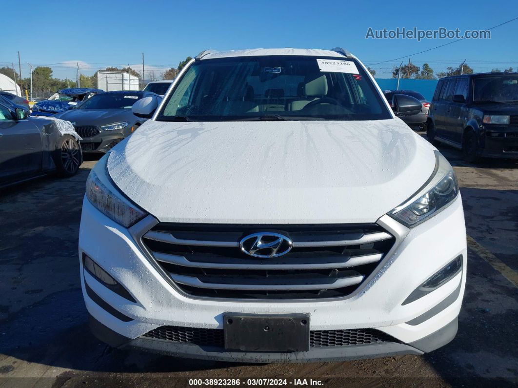 2018 Hyundai Tucson Sel Белый vin: KM8J33A4XJU670787