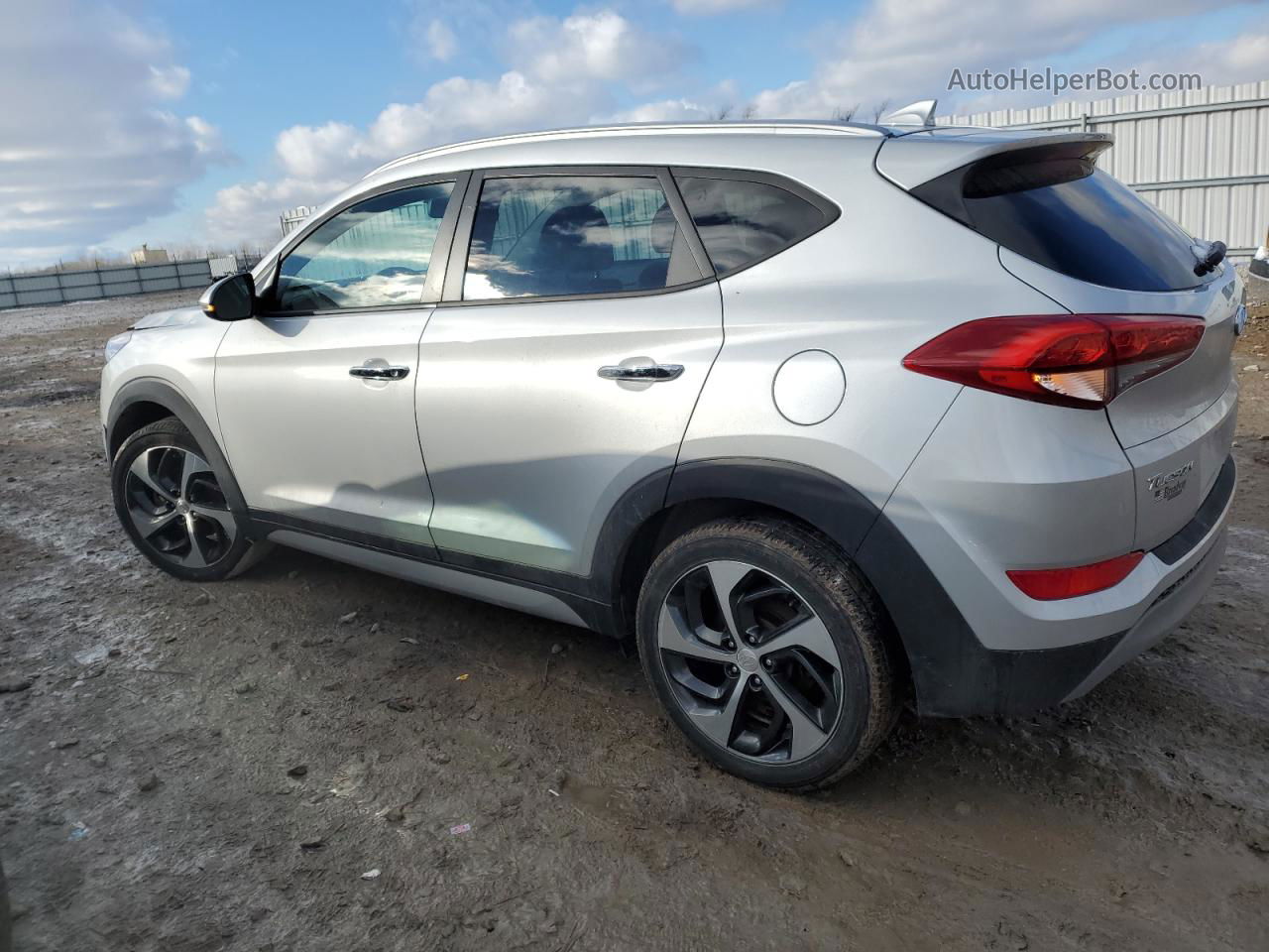 2017 Hyundai Tucson Limited Серебряный vin: KM8J3CA20HU400413