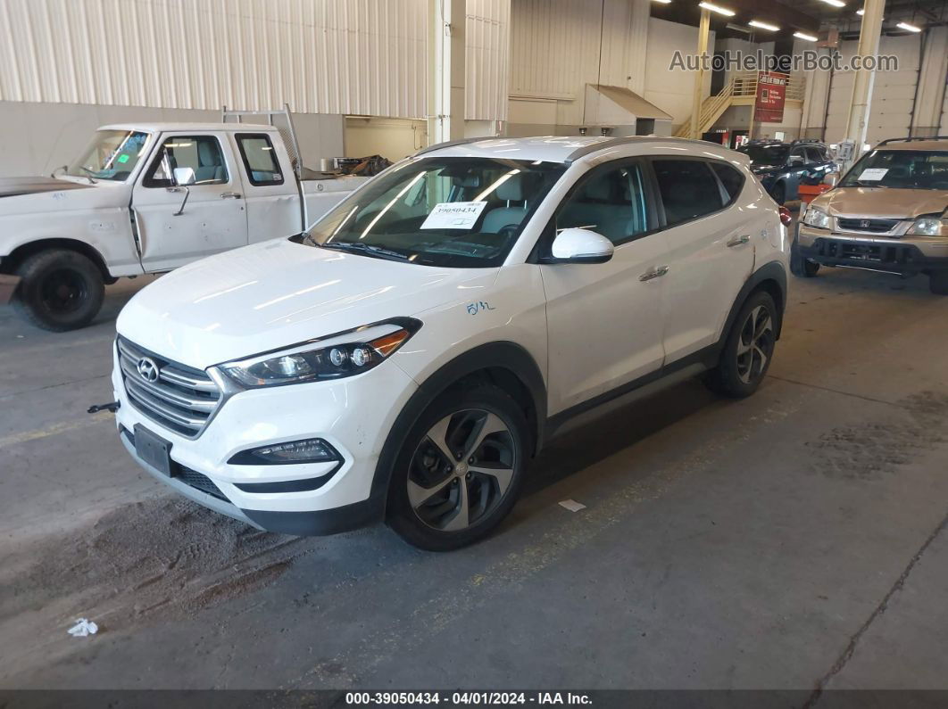 2017 Hyundai Tucson Limited Белый vin: KM8J3CA23HU282776