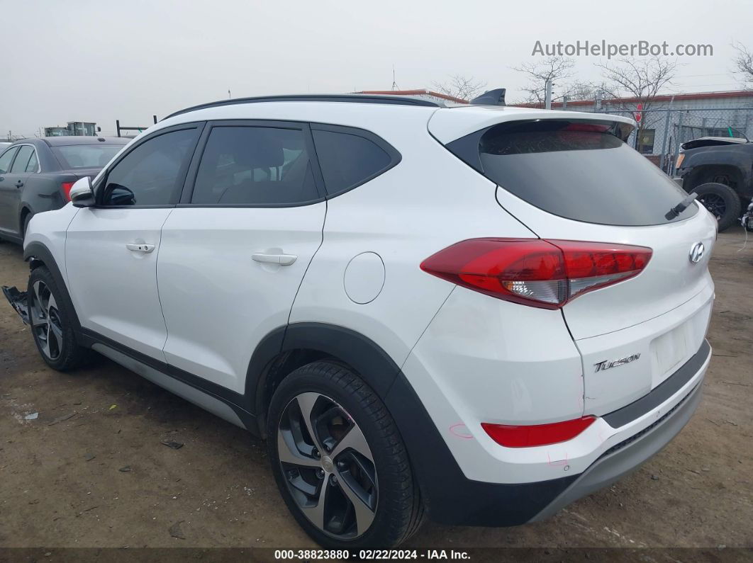 2018 Hyundai Tucson Value White vin: KM8J3CA23JU723635