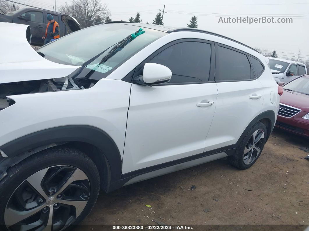 2018 Hyundai Tucson Value White vin: KM8J3CA23JU723635