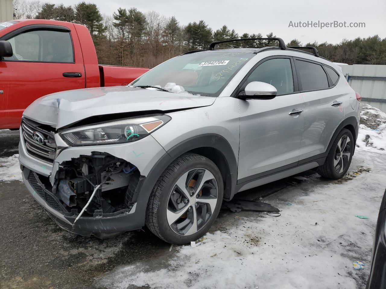 2017 Hyundai Tucson Limited Серебряный vin: KM8J3CA24HU452207