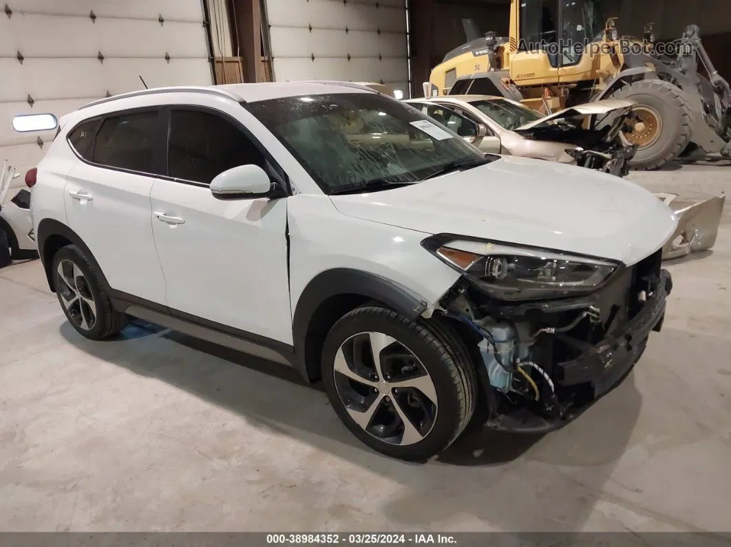 2017 Hyundai Tucson Sport White vin: KM8J3CA25HU296243