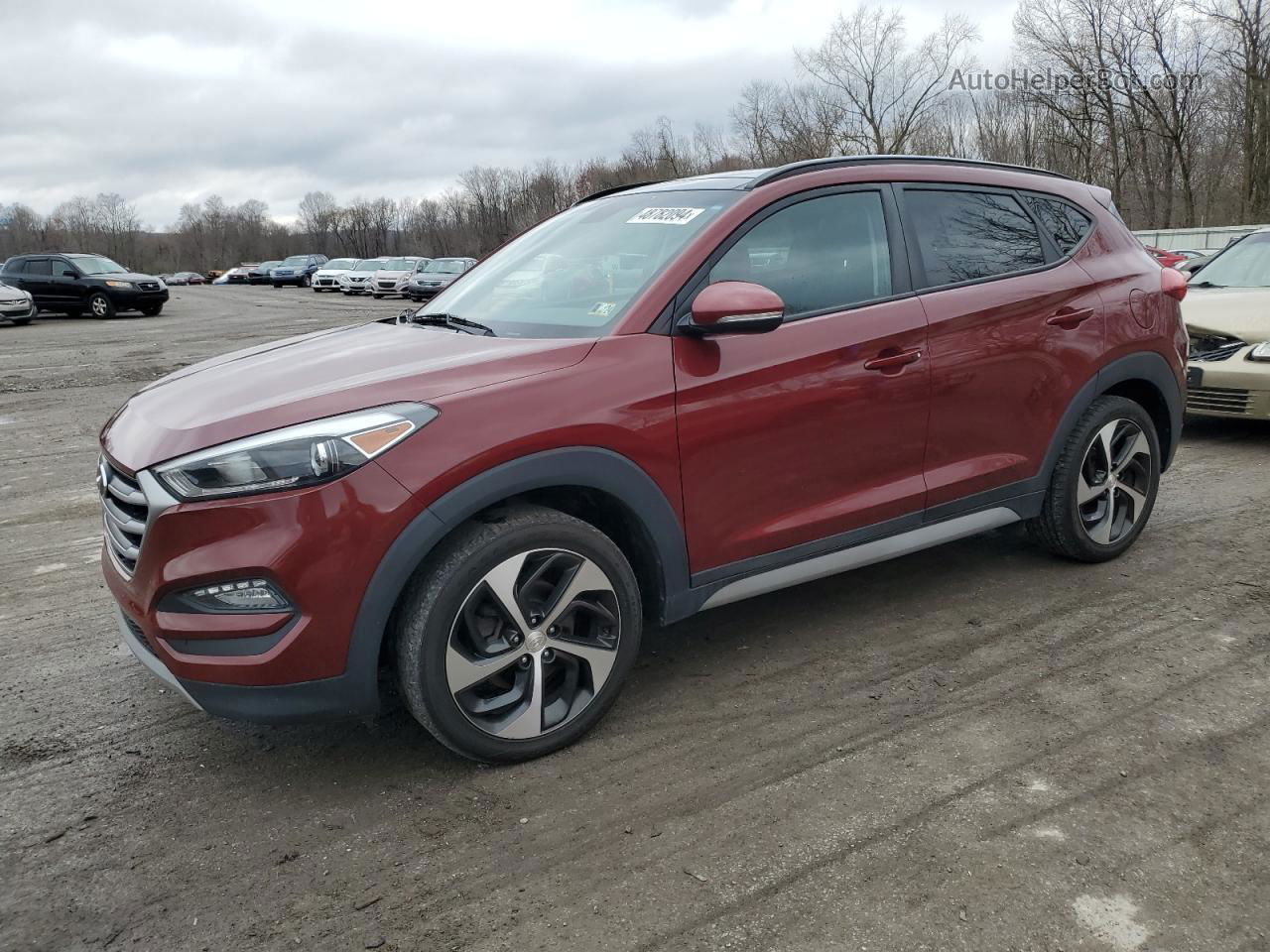 2018 Hyundai Tucson Value Red vin: KM8J3CA26JU782341