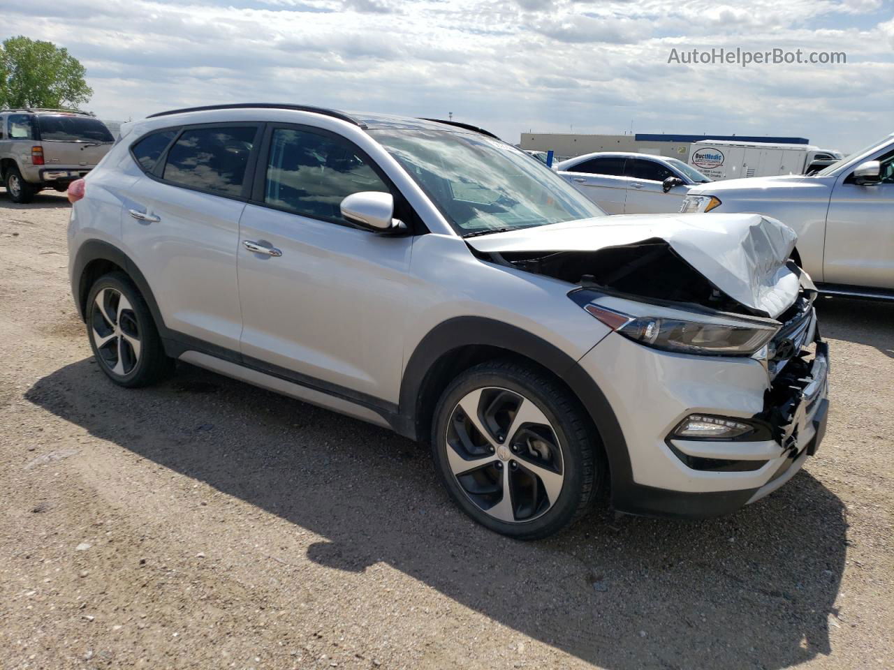 2017 Hyundai Tucson Limited Серебряный vin: KM8J3CA27HU339030