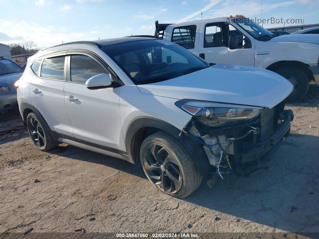 2018 Hyundai Tucson Value White vin: KM8J3CA28JU669927