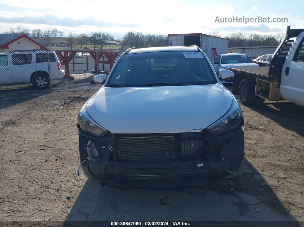 2018 Hyundai Tucson Value White vin: KM8J3CA28JU669927