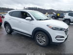 2017 Hyundai Tucson Se White vin: KM8J3CA42HU437769