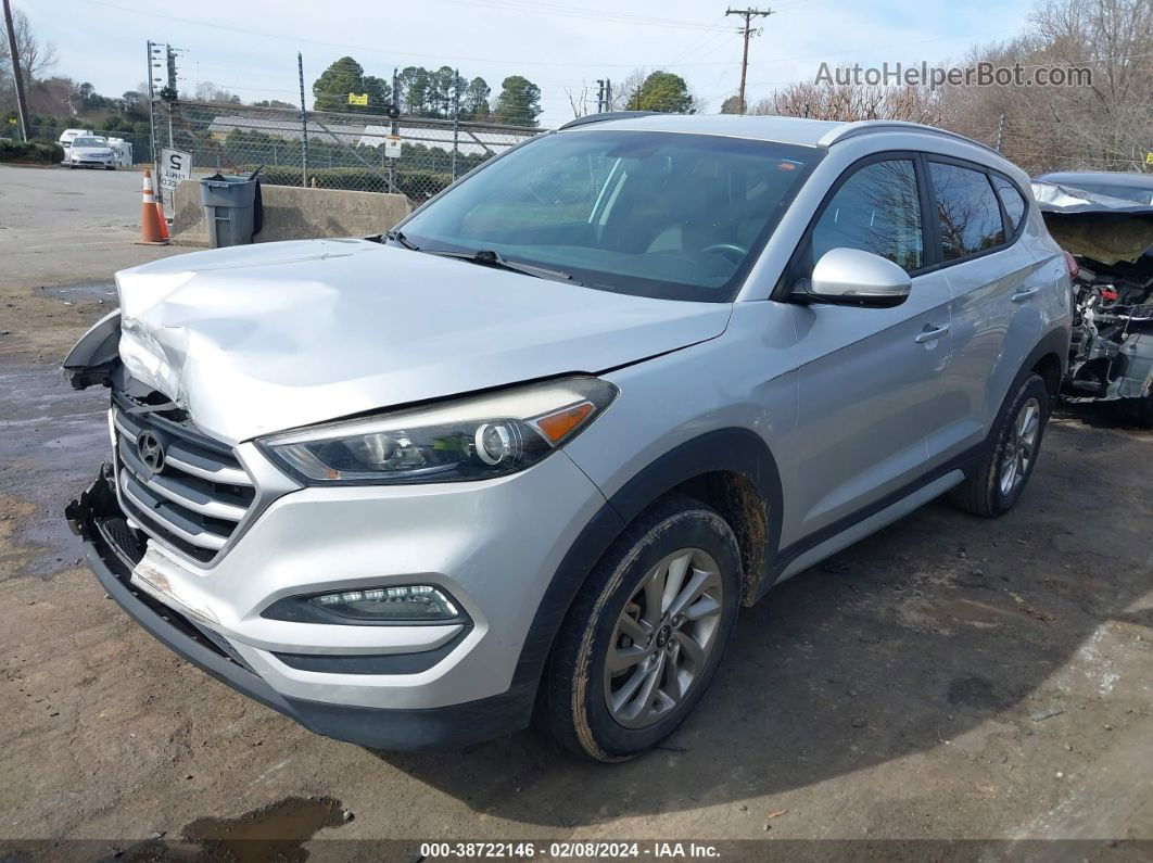 2017 Hyundai Tucson Se Plus Silver vin: KM8J3CA42HU437920