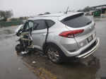 2017 Hyundai Tucson Limited Серебряный vin: KM8J3CA43HU320668