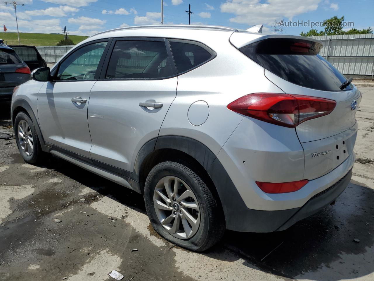 2018 Hyundai Tucson Sel Silver vin: KM8J3CA43JU765045