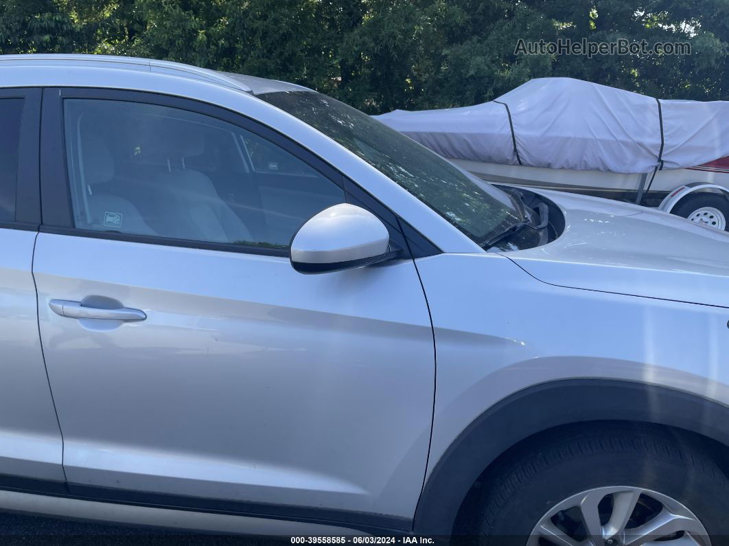 2017 Hyundai Tucson   vin: KM8J3CA44HU297708