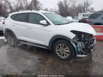 2017 Hyundai Tucson Se Plus Белый vin: KM8J3CA44HU531037