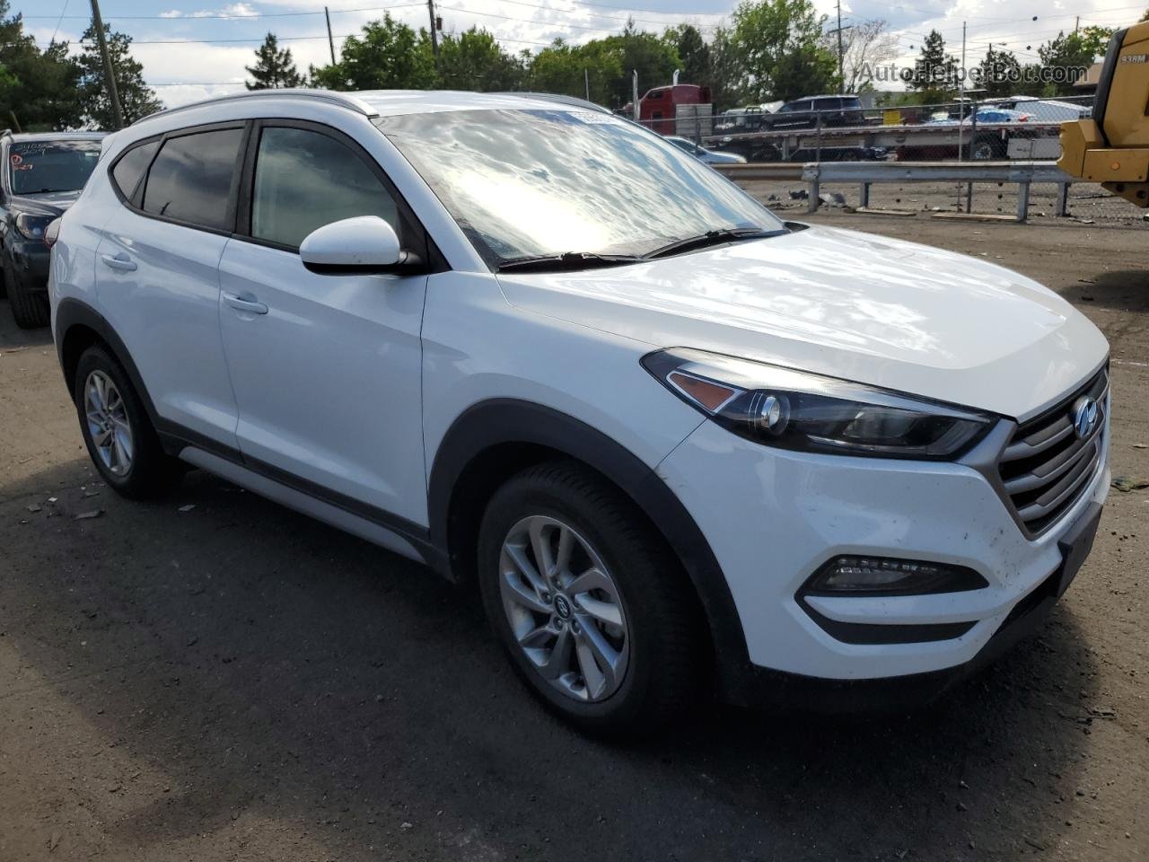 2018 Hyundai Tucson Sel White vin: KM8J3CA44JU764096