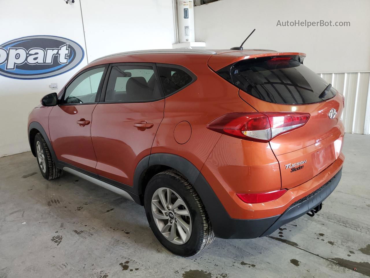 2017 Hyundai Tucson Limited Оранжевый vin: KM8J3CA45HU316007