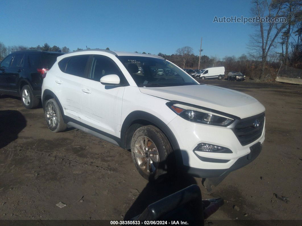 2017 Hyundai Tucson Se White vin: KM8J3CA45HU584944