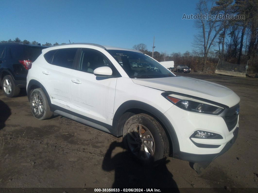 2017 Hyundai Tucson Se White vin: KM8J3CA45HU584944