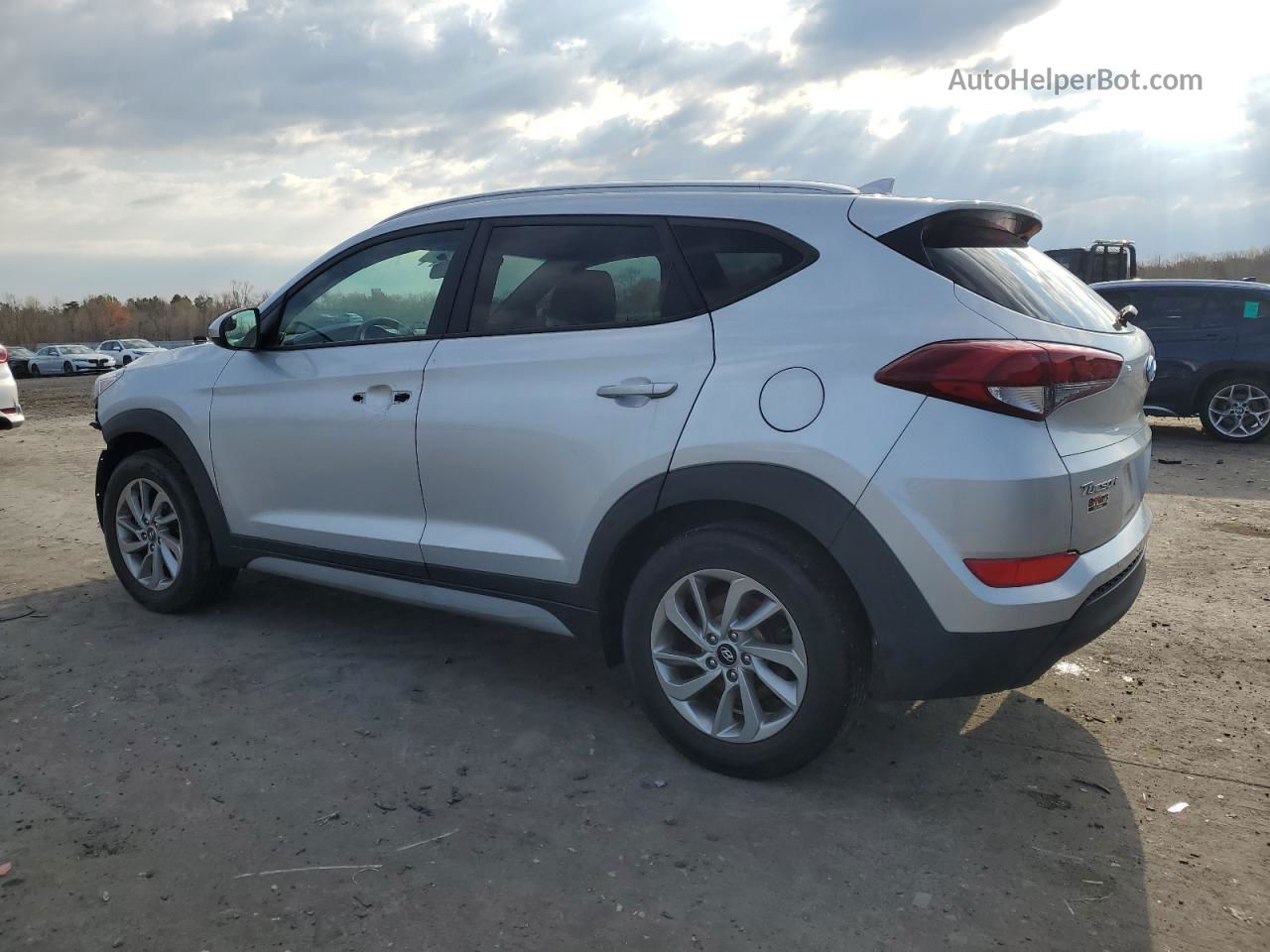 2018 Hyundai Tucson Sel Серебряный vin: KM8J3CA45JU601859