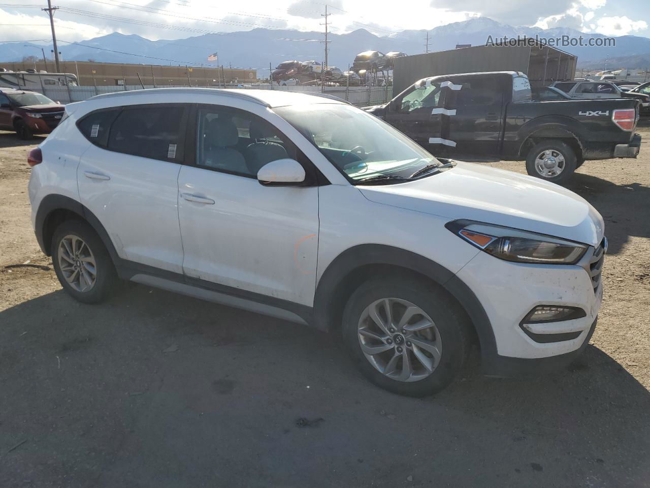 2017 Hyundai Tucson Limited Белый vin: KM8J3CA47HU483761