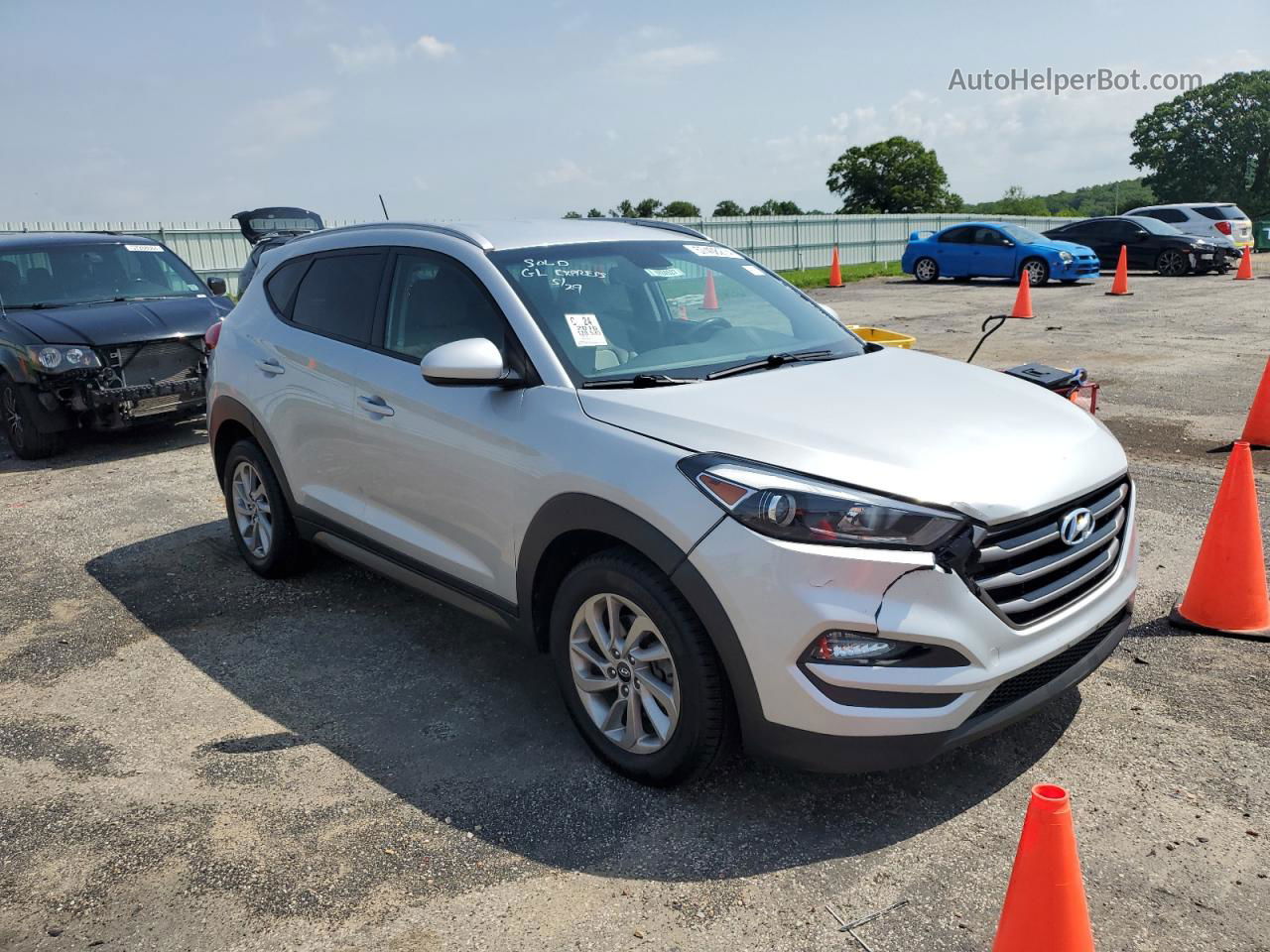 2016 Hyundai Tucson Limited Серебряный vin: KM8J3CA48GU116804