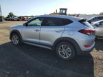 2017 Hyundai Tucson Limited Серебряный vin: KM8J3CA48HU394670