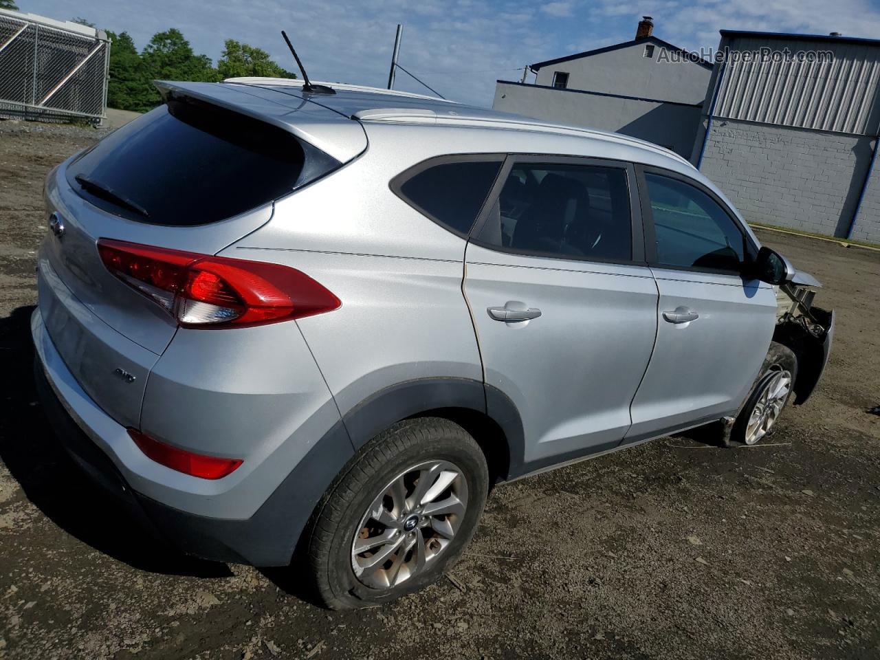 2017 Hyundai Tucson Limited Серебряный vin: KM8J3CA48HU394670