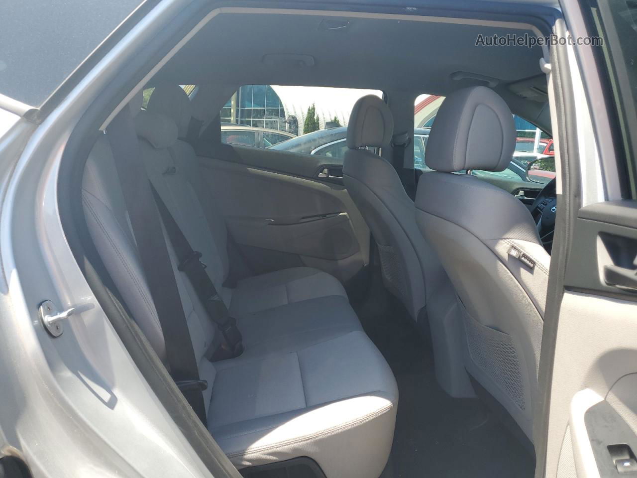 2018 Hyundai Tucson Sel Silver vin: KM8J3CA49JU765051