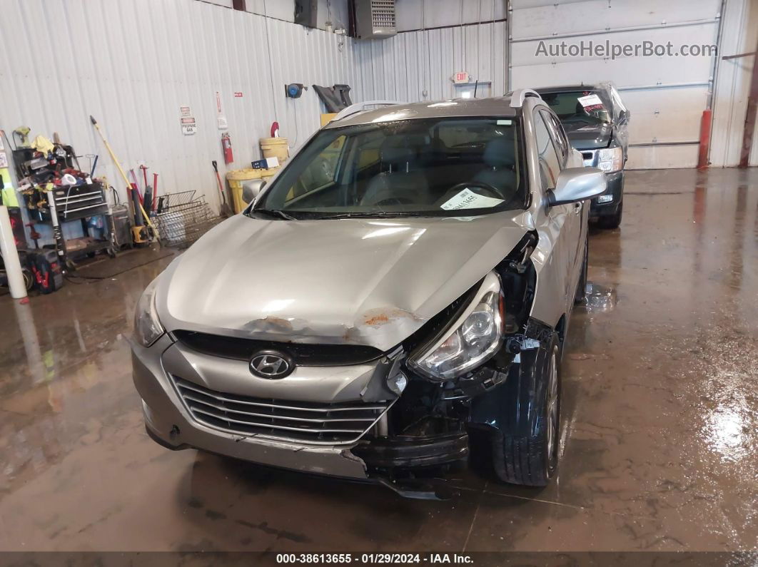 2014 Hyundai Tucson Se Серый vin: KM8JUCAG6EU815742