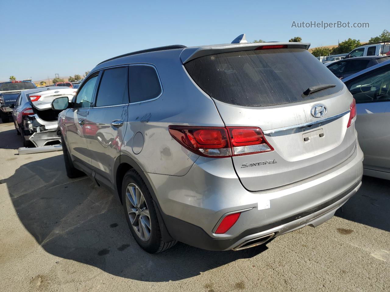 2018 Hyundai Santa Fe Se Серебряный vin: KM8SM4HF0JU274253