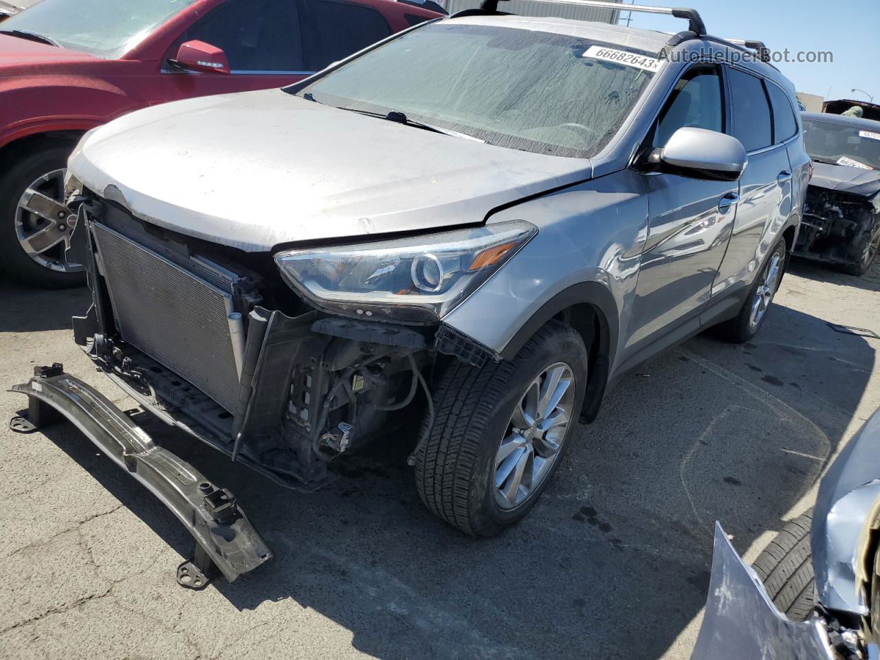 2018 Hyundai Santa Fe Se Silver vin: KM8SM4HF1JU270180