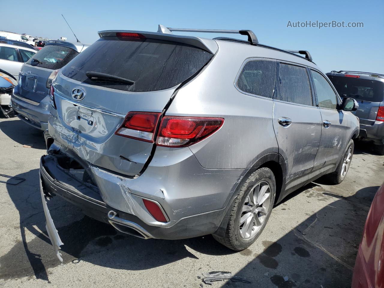 2018 Hyundai Santa Fe Se Silver vin: KM8SM4HF1JU270180