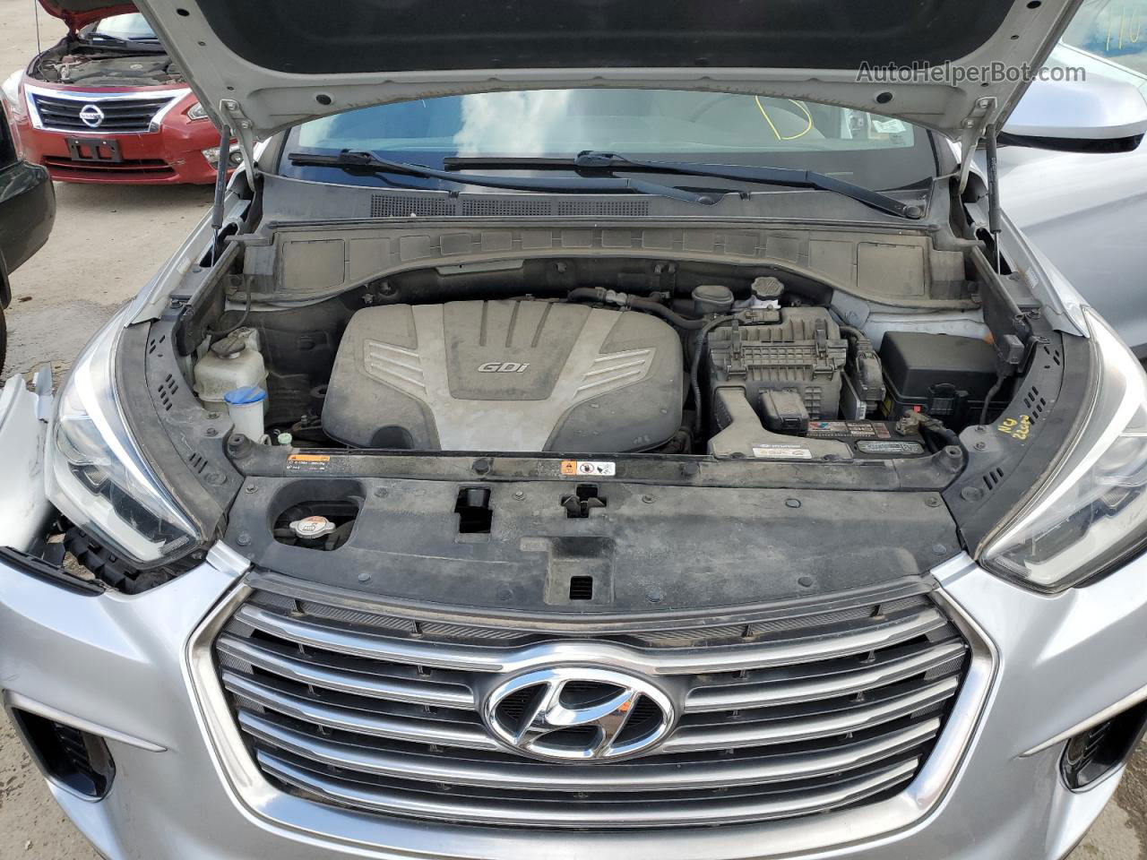 2018 Hyundai Santa Fe Se Silver vin: KM8SM4HF3JU268723