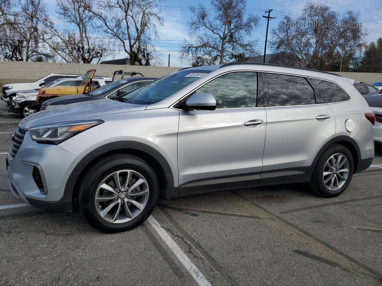 2018 Hyundai Santa Fe Se Серебряный vin: KM8SM4HF9JU258522