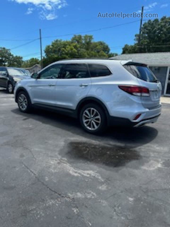 2018 Hyundai Santa Fe Se Silver vin: KM8SMDHF8JU262464